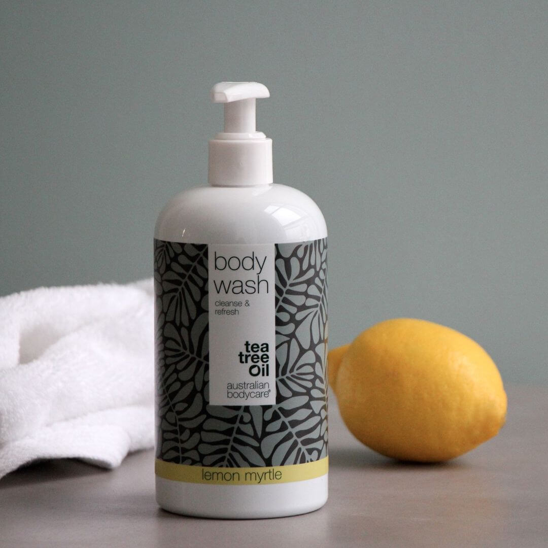 4 för 3 tea tree Body Wash 500 ml med lemon myrtle — paketerbjudande - Paketerbjudande med fyra Body Wash (500 ml): Tea tree oil lemon myrtle
