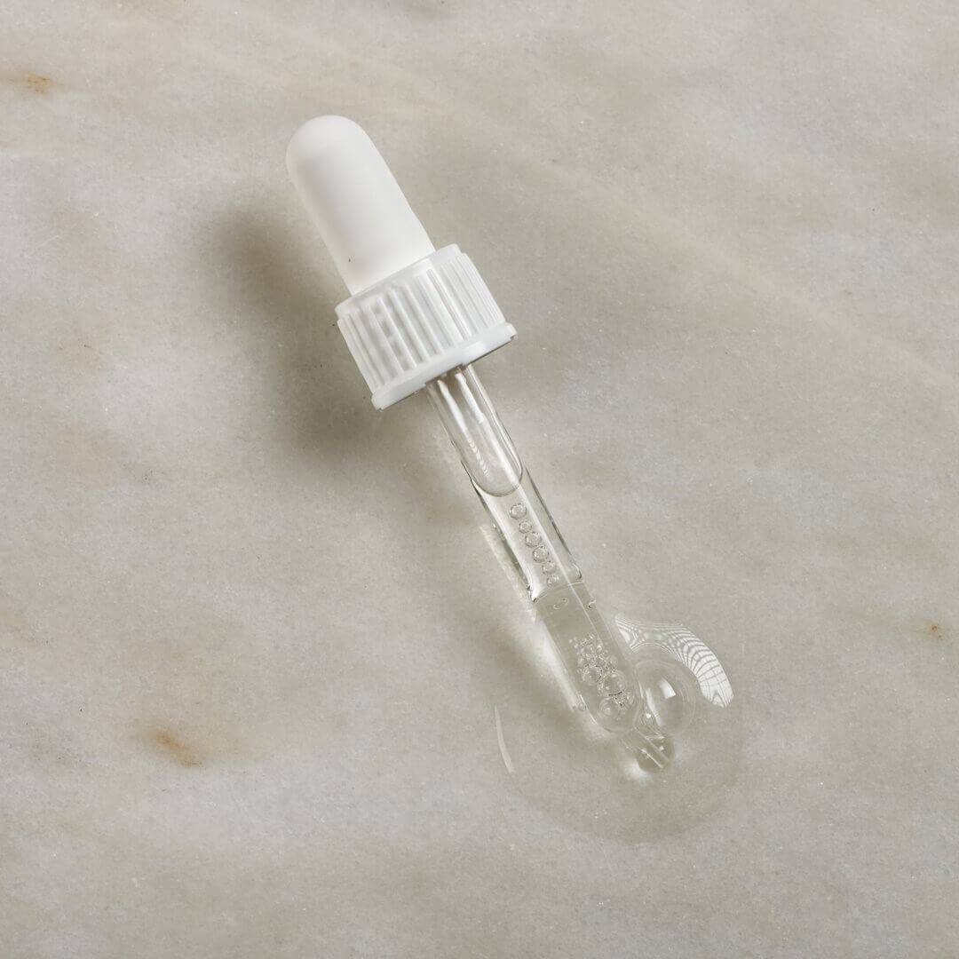 3 Hyaluronsyra Serum för lyster och fina linjer - Med hyaluronsyra 2 % och vitamin B5 för fina linjer och djupa fåror