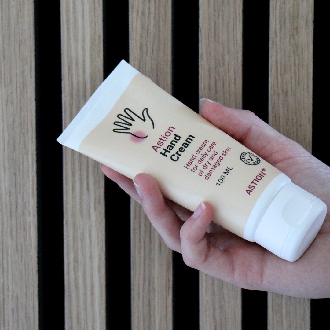 Astion Hand Cream - En Handkräm för daglig användning vid torr och skadad hud samt vid eksem