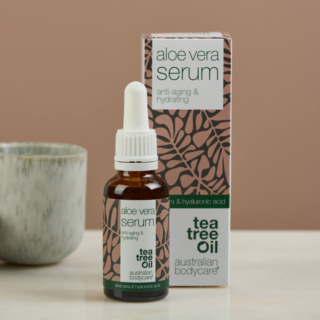 Aloe Vera & C,E, F vitamin Anti Age Serum — Serum med Aloe Vera, Tea Tree Oil och Hyaluronsyra för rynkor