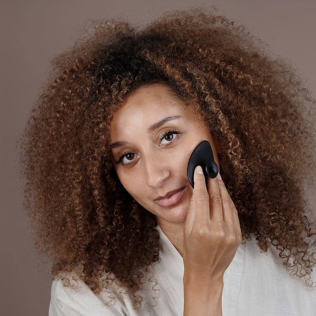 Australian Bodycare Face Scrubber — Ansiktsborste för daglig rengöring och exfoliering vid finnar, pormaskar och oren hud