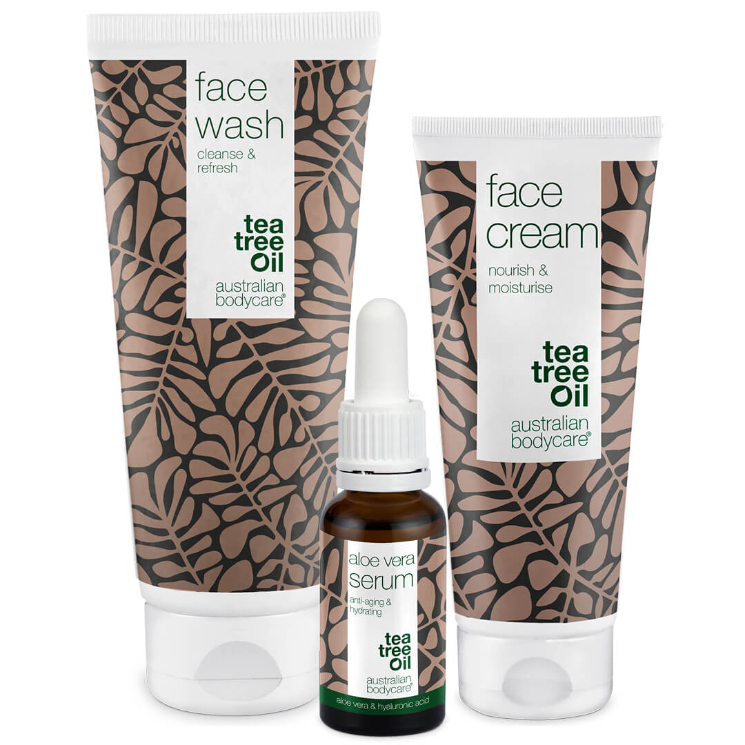 Paket för rynkor och dehydrerad hud- 3 anti–age–produkter för torr hud: ansiktsrengöring, Aloe Vera Serum och kräm